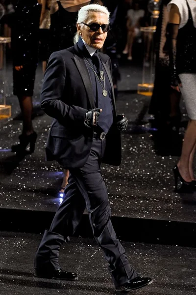 Look 70